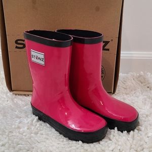 NIB Stonz Snow and Rain Boots Pink & Black